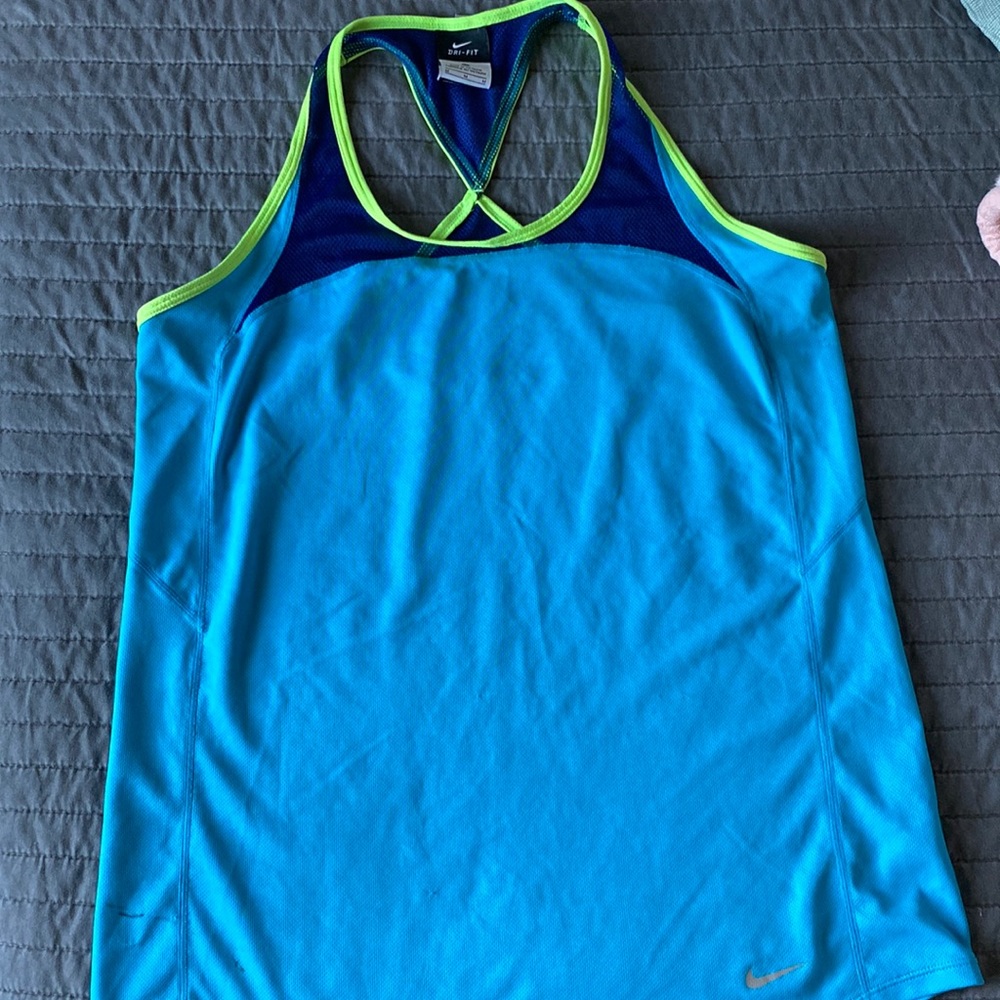 workout tank top